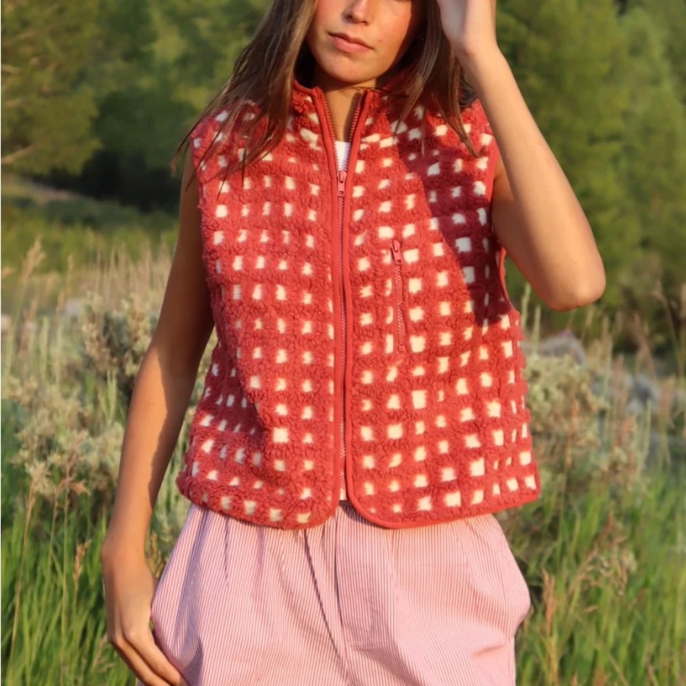 Midnight Lunch Montana Vest